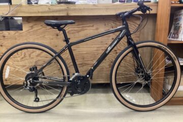 MONGOOSE KALDI　27.5タイヤのちょっと変わった街乗り向けクロスバイク
