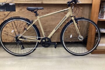 BIDGESTONE　TB1　通勤通学クロスバイクの定番！　カラー：ランドベージュ入荷です。