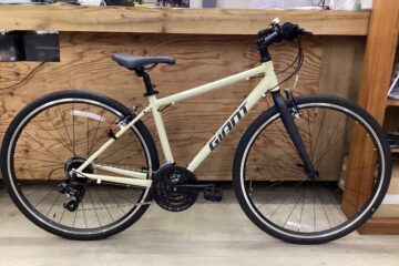 GIANT ESCAPE X3　ベージュ入荷！全３色店頭に！